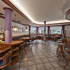 Hotel Pfandleralm Сан-Мартино-ин-Пассирия гостиничный бар