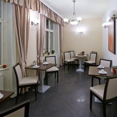 Отель City Rooms питание