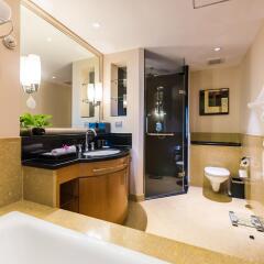 Отель Ascott Sathorn Bangkok Таиланд, Бангкок - отзывы, цены и фото номеров - забронировать отель Ascott Sathorn Bangkok онлайн ванная