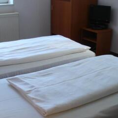 Отель Hostel & Pension NOlift Германия, Дрезден - отзывы, цены и фото номеров - забронировать отель Hostel & Pension NOlift онлайн комната для гостей фото 4