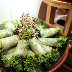 Thang Long Opera Hotel с домашними животными