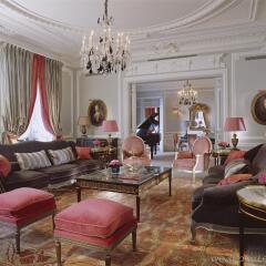 Hotel Plaza Athenee развлечения