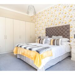Апартаменты Stunning 1BR Apartment in Central York W/parking комната для гостей