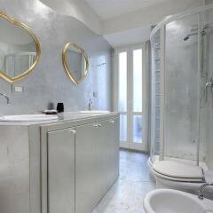 Отель Think Florence Srl Италия, Флоренция - отзывы, цены и фото номеров - забронировать отель Think Florence Srl онлайн ванная
