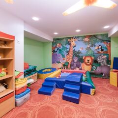 Отель Vanagupe Hotel Литва, Паланга - отзывы, цены и фото номеров - забронировать отель Vanagupe Hotel онлайн детские мероприятия фото 2