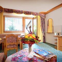 Alpenbad Hotel Hohenhaus комната для гостей фото 2