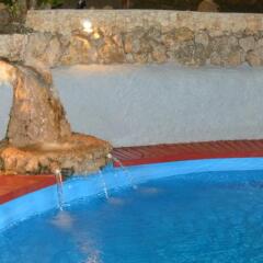 Отель Colibri Hill Resort бассейн