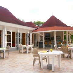 Отель Coral Seas Beach Resort фото 2