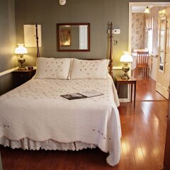 The Carriage Inn B&B in Charles Town, United States of America from 213$, photos, reviews - zenhotels.com guestroom photo 2