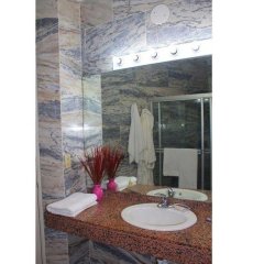 Отель Torres de Alba Hotel & Suites Панама, Панама - отзывы, цены и фото номеров - забронировать отель Torres de Alba Hotel & Suites онлайн ванная