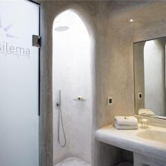 Отель Iliovasilema Suites Греция, Остров Санторини - отзывы, цены и фото номеров - забронировать отель Iliovasilema Suites онлайн ванная