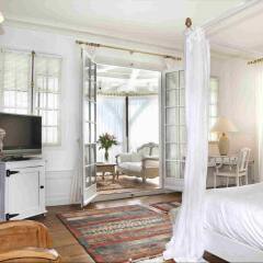 Отель Relais & Châteaux Château des Avenieres Франция, Крюсей - отзывы, цены и фото номеров - забронировать отель Relais & Châteaux Château des Avenieres онлайн удобства в номере
