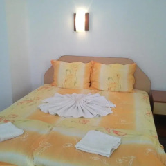 Отель Guest House Dani Китен комната для гостей фото 2