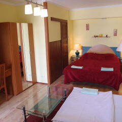 Hotel Oswaldo комната для гостей