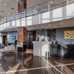 Отель Comfort Suites Londrina интерьер отеля