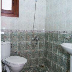 Aseva House Family Hotel in Bansko, Bulgaria from 112$, photos, reviews - zenhotels.com bathroom photo 2