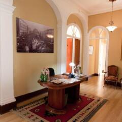Отель Plaza Pombo B&B интерьер отеля фото 2