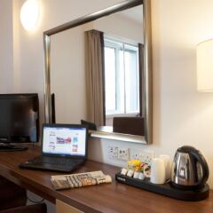 Отель Jurys Inn Glasgow Глазго удобства в номере фото 2