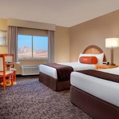 Отель Fiesta Henderson Hotel and Casino США, Хендерсон - отзывы, цены и фото номеров - забронировать отель Fiesta Henderson Hotel and Casino онлайн комната для гостей фото 2