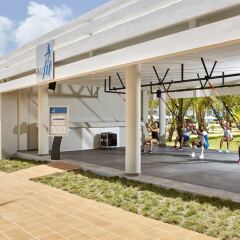 Отель RIU Palace Punta Cana All Inclusive Доминикана, Пунта Кана - 9 отзывов об отеле, цены и фото номеров - забронировать отель RIU Palace Punta Cana All Inclusive онлайн гостиничный бар