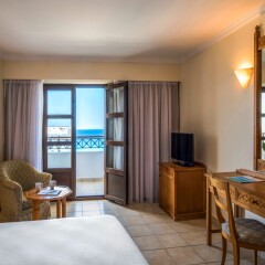 Mitsis Petit Palais Beach Hotel комната для гостей фото 5