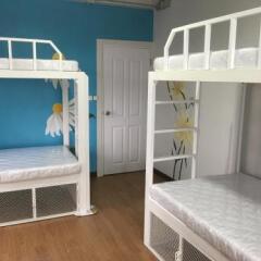 Seatz station Hostel Female only Бангкок