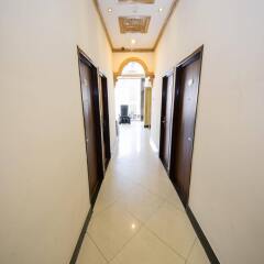 Отель Oyo 108 Golden Palace Hotel Малайзия, Куала-Лумпур - отзывы, цены и фото номеров - забронировать отель Oyo 108 Golden Palace Hotel онлайн интерьер отеля