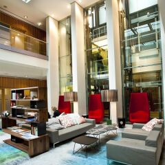 Отель Swissôtel Berlin Германия, Берлин - 2 отзыва об отеле, цены и фото номеров - забронировать отель Swissôtel Berlin онлайн спортивное сооружение