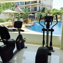 Отель Les Palm Phuket Beach Resort And Spa фитнесс-зал