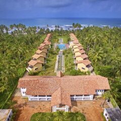 Отель The Villas Wadduwa пляж