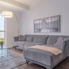 Отель Downtown Luxury Condos by Barsala комната для гостей фото 4