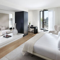 Отель Old Town Boutique Suites сауна