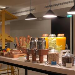 Отель Courtyard by Marriott Paris Gare de Lyon питание