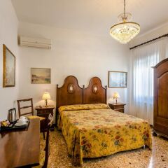 Отель Casa Rezzonico Италия, Венеция - отзывы, цены и фото номеров - забронировать отель Casa Rezzonico онлайн комната для гостей фото 4