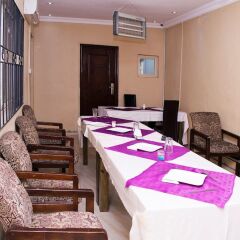 Отель Maxton Suites Magodo питание