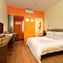 Отель Liwan Lake Garden Inn комната для гостей фото 2