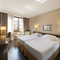 Hotel Miguel Angel by BlueBay комната для гостей фото 5