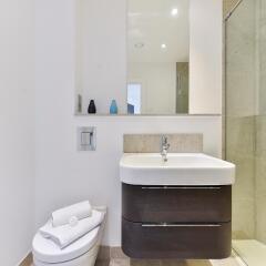 Апартаменты London City Apartments ванная