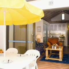 Отель Sands Beach Resort спа