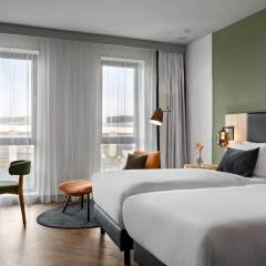 Отель Renaissance Amsterdam Schiphol Airport Hotel Нидерланды, Аалсмеер - отзывы, цены и фото номеров - забронировать отель Renaissance Amsterdam Schiphol Airport Hotel онлайн комната для гостей фото 3