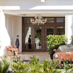 Отель Mr. C Beverly Hills парковка