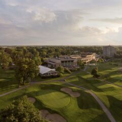 Отель Eaglewood Resort & Spa фото 4