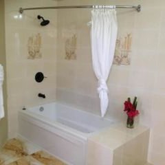 Waters Edge Guest House in Montego Bay, Jamaica from 113$, photos, reviews - zenhotels.com bathroom photo 2