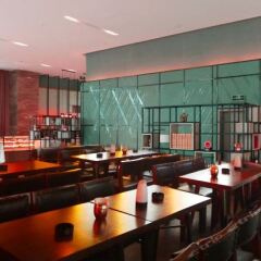 Xintiandi Jianguo Hotel гостиничный бар