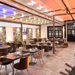 Ruby Hotel