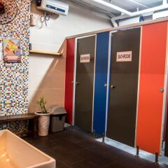 Отель Vietnam Backpacker Hostels Downtown Ханой сауна