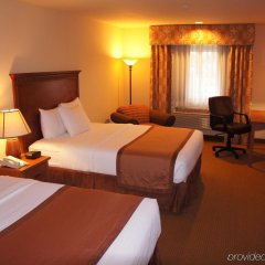 La Quinta Inn & Suites by Wyndham Vancouver in Fairview, United States of America from 145$, photos, reviews - zenhotels.com