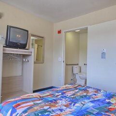 Отель Motel 6 Tulare удобства в номере