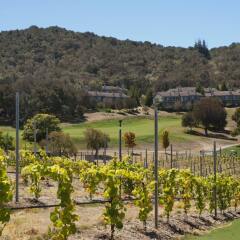 Отель Carmel Valley Ranch спортивное сооружение