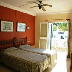 Отель Villa Columbus комната для гостей фото 3